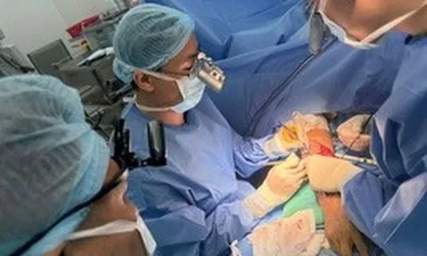Tái tạo thành công dương vật cho người đàn ông bị bỏng điện cao thế