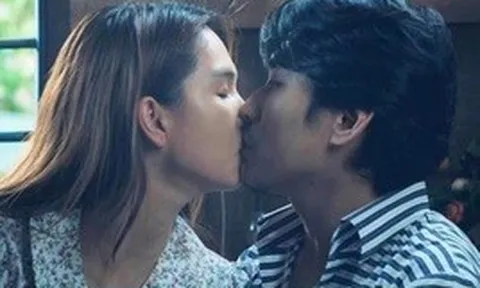 Đang hot clip Kiều Minh Tuấn và Ngọc Trinh tình tứ