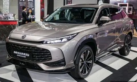 Xem trước MG HS thế hệ mới tại Đông Nam Á: Đổi thiết kế như xe sang, màn hình kép, mạnh 221 mã lực 'phả hơi nóng' lên CX-5, Tucson