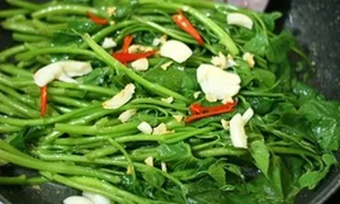 4 loại rau "vàng" cho mùa hè: Thanh nhiệt, hỗ trợ tiêu hóa, nhiều người còn thích hơn hẹ và rau bina