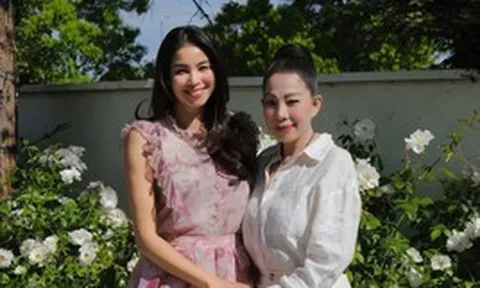 "Đệ nhất Hoa hậu" từ bỏ hào quang showbiz: Lấy chồng đại gia hơn 19 tuổi, sống trong "bạch dinh" xa hoa góc nào cũng đẹp ấn tượng