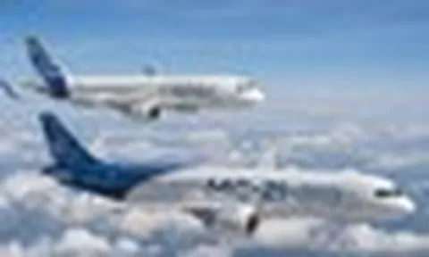 Thế giới vẫn bán tín bán nghi, phi công Nga nhận định "máy bay của chúng tôi tốt hơn cả Boeing và Airbus"