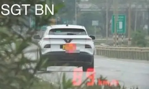 Xử lý tài xế ô tô gắn biển số giả để né camera giao thông