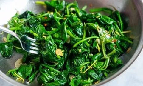 2 quả thận bị "bóp nghẹt" khi tiêu thụ quá nhiều 4 loại thực phẩm này: Loại cuối cùng gây bất ngờ