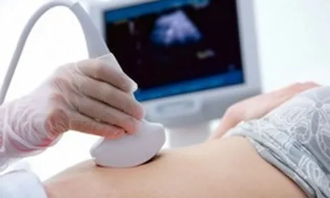 Dị tật thai nhi nặng: Đình chỉ thai kỳ là nhân văn hay tội ác?