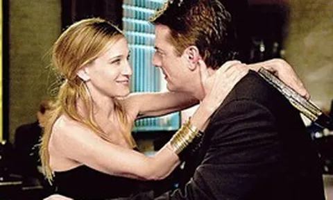 Xem phim "Sex and the City", tôi nhận ra mình đã yêu theo 1 cách rất nguy hiểm: Giờ mới hiểu vì sao luôn tổn thương