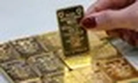 Giá vàng hôm nay 2/7 đột ngột tăng rất mạnh, bạc gây bất ngờ