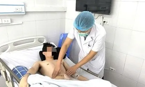 Tự nặn mụn vùng kín, nam thanh niên bị nhiễm khuẩn huyết