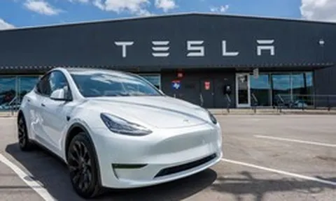 Tesla tăng tốc ngoài dự đoán: 480.126 xe giao trong quý II và tham vọng AI trị giá hàng tỷ USD