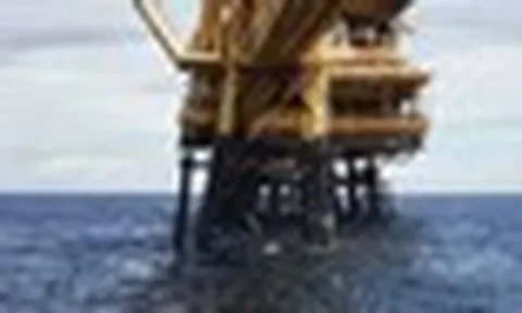 Khoan thẳng đứng 3.600m xuống đáy biển, phát hiện mỏ dầu khí trữ lượng tới 70 triệu thùng