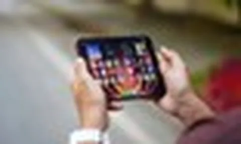 Một tuần dùng thử điện thoại mới của Xiaomi và cái kết bất ngờ: iPhone hay Samsung chỉ còn là "cái tên"