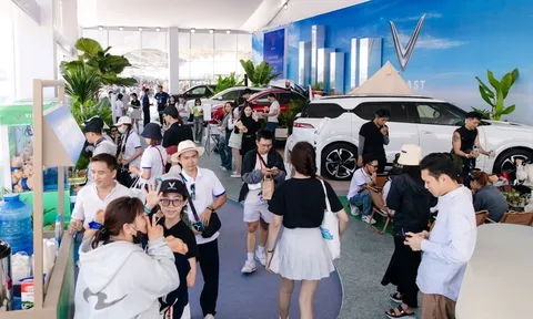 Trước giờ khai màn VnExpress Marathon, runner và du khách nói gì về Vinhomes Green Paradise?