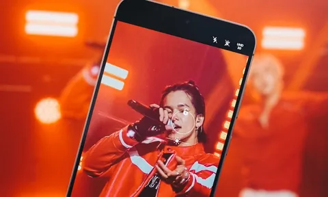 Không cần front-row vẫn có ảnh đẹp: bí kíp “nâng cấp view” với Galaxy S25 FE khi đi concert
