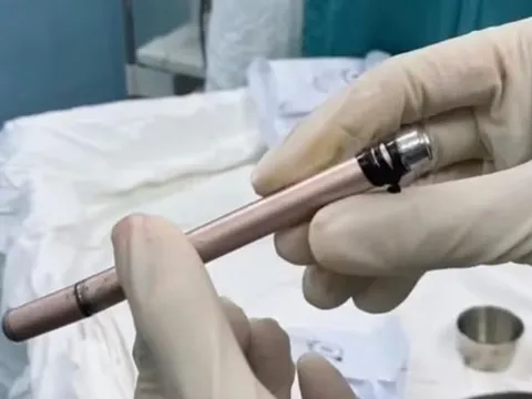 Thiếu nữ 16 tuổi nhập viện trong đêm sau tai nạn ngoài ý muốn