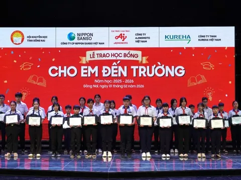 350 suất học bổng tiếp sức học sinh vượt khó tại Đồng Nai