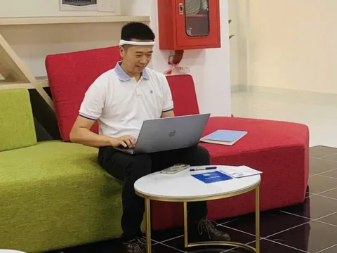 Giảng viên ĐH nhận vốn 10 tỉ đồng để đưa công nghệ thần kinh Việt ra thế giới