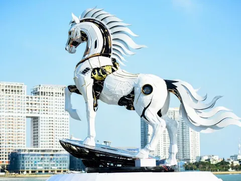 Sôi động mùa lễ hội