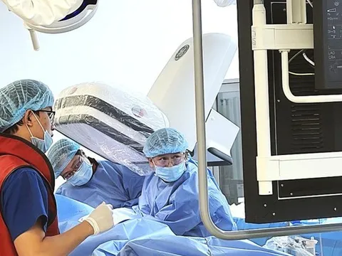 Vinmec Nha Trang cứu sống du khách Hàn Quốc nguy kịch, đưa về nước an toàn