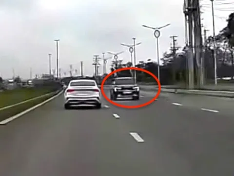 Sau clip người dân gửi VNeTraffic, tài xế đi ngược chiều bị phạt 19 triệu đồng