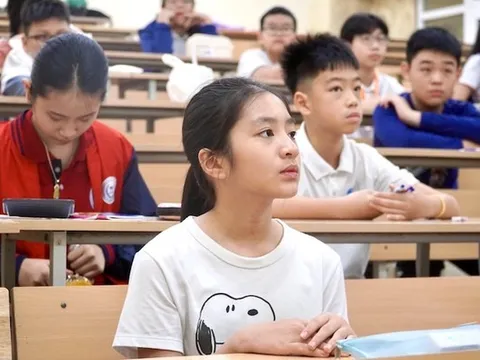 Gần 13.000 học sinh THCS, THPT dự thi Olympic Hoá học và Khoa học tự nhiên