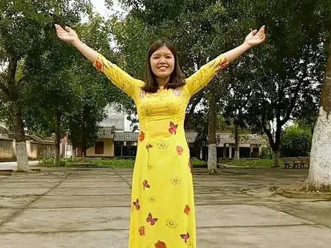 NGƯỜI THẦY KÍNH YÊU: Hình bóng cô tạc trong miền nhớ