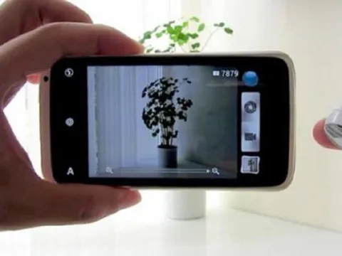 Mẹo nhận biết camera ẩn trong phòng khách sạn chỉ với chiếc điện thoại