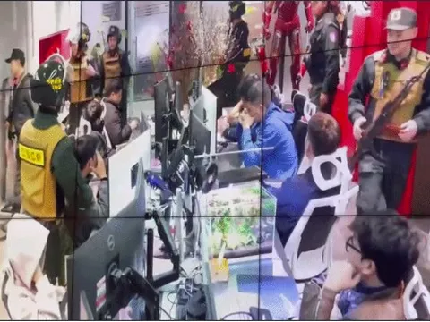 Vụ cảnh sát ập vào triệt phá hệ thống Xôi Lạc TV: Hàng nghìn người xem lậu có bị liên quan?