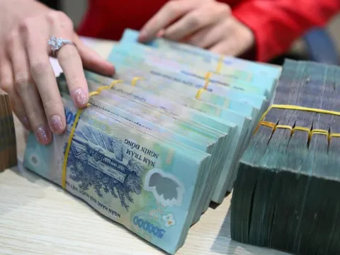 Nếu tăng 8% lương cơ sở, cán bộ, công chức sẽ nhận bao nhiêu mỗi tháng?