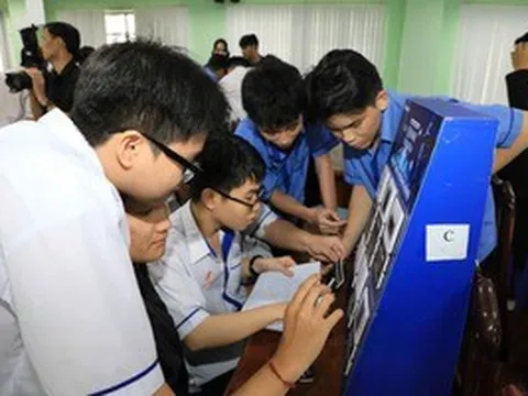 Trường CĐ Lý Tự Trọng đã hoàn trả học phí tạm thu cho hơn 2.000 người học