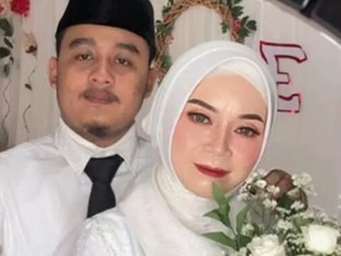 Chàng trai 26 tuổi lấy vợ U50, biểu cảm trong đám cưới gây bất ngờ