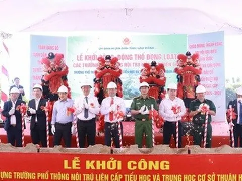 Người đứng đầu UBND tỉnh Lâm Đồng yêu cầu đẩy nhanh tiến độ các dự án trường nội trú