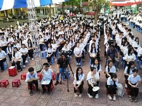 "Đưa trường học đến thí sinh" tại Đắk Lắk: Nhiều băn khoăn chọn ngành, chọn trường