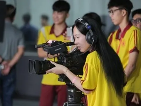 Học sinh khám phá ngành học tại sự kiện trải nghiệm quy mô "siêu khủng"