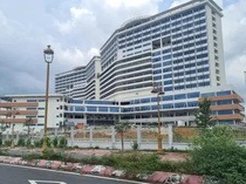 Nam thanh niên tử vong trong công trình bệnh viện ở TP.HCM: Gia đình kể diễn biến trước khi xảy ra chuyện