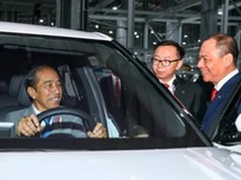 Ông Phạm Nhật Quân Anh - con trai ông Phạm Nhật Vượng trực tiếp cầm bao nhiêu cổ phiếu VinFast (VFS)?