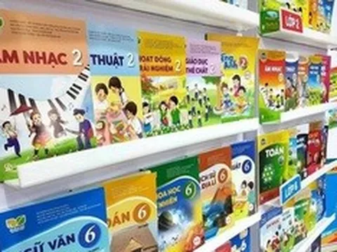 Đề xuất miễn phí SGK toàn quốc từ năm học 2029-2030
