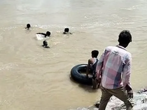 Đi tắm ao, 3 đứa trẻ tử vong thương tâm