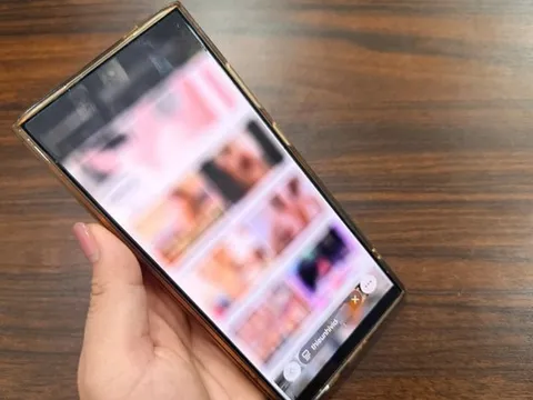 Vụ sách Tin học lớp 3 dính link web "đen": Đơn vị phát hành nói gì?