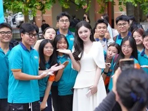 3.000 sinh viên "cháy" hết mình ở Trường ĐH Sư phạm TPHCM