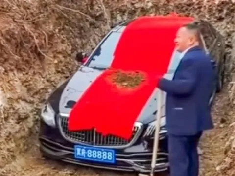 Vụ chôn xe tiền tỷ theo người khuất: Diễn biến mới gây chú ý