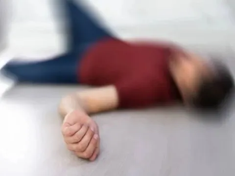 Người đàn ông 29 tuổi tử vong đột ngột, bác sĩ chỉ thẳng "thủ phạm" là thói quen "cực độc" rất nhiều người trẻ mắc phải