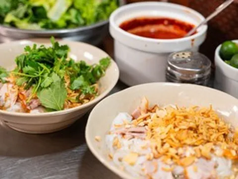 Foodtour Hà Nội kỳ nghỉ lễ, thưởng thức 5 món phở "phiên bản lạ" ngon miệng