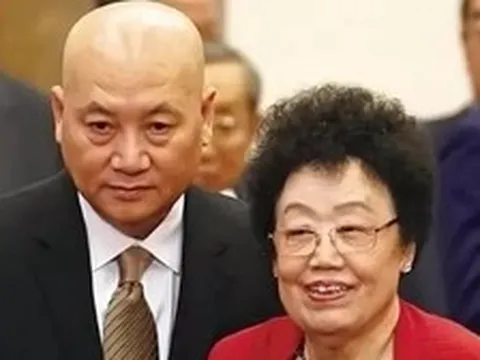 'Đường Tăng' Trì Trọng Thụy từ bỏ thừa kế 6,8 tỷ USD của vợ tỷ phú
