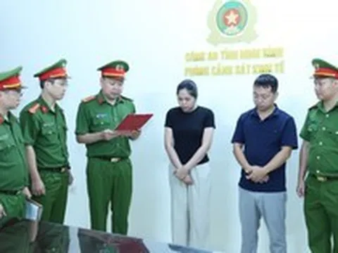 Khám xét chỗ ở, ra lệnh cấm đi khỏi nơi cứ trú nữ nhân viên Lê Diệp Linh SN 1995