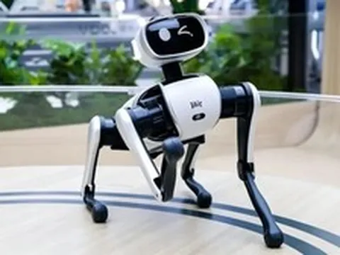 Doanh thu đạt gần 14 triệu USD chỉ sau 20 ngày: Tại sao sản phẩm chó robot tại Trung Quốc lại gây sốt?