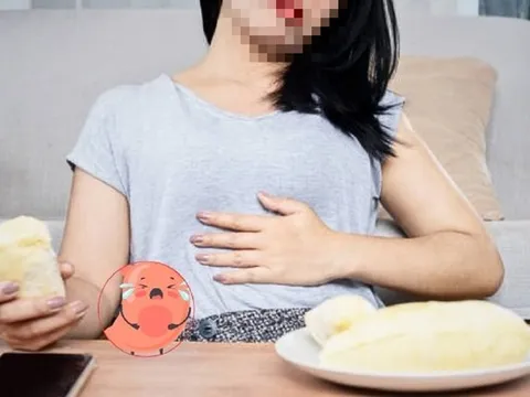 Người phụ nữ suýt chết sau khi ăn sầu riêng theo cách “không giống ai”, bác sĩ cảnh báo thói quen cực nguy hiểm
