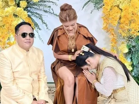 Vợ cả dẫn đầu đoàn rước dâu, cưới thêm vợ 2 cho chồng gây chú ý