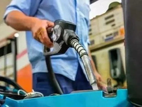 Bộ Công Thương thúc tiến độ triển khai xăng E10