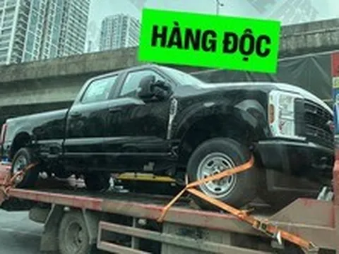 Ford F-250 Super Duty đời mới đầu tiên xuất hiện tại Hà Nội: Dài hơn 6 mét, dùng máy V8, chờ dân chơi Việt đến ‘hốt’ hàng độc