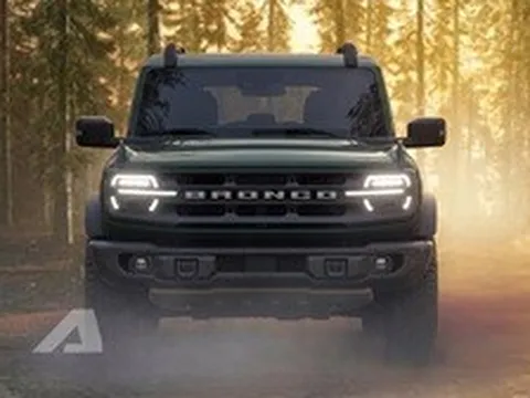 Ford nhá hàng 5 xe sắp ra mắt: Fiesta hồi sinh, Bronco mới, có cả xe xăng và điện, mang DNA của xe đua